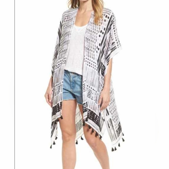 Nordstrom Tops - Nordstrom Black and White Patterned Kimono